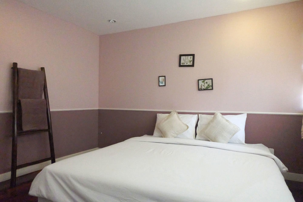 Udee Cozy Bed & Breakfast Чиангмай Екстериор снимка