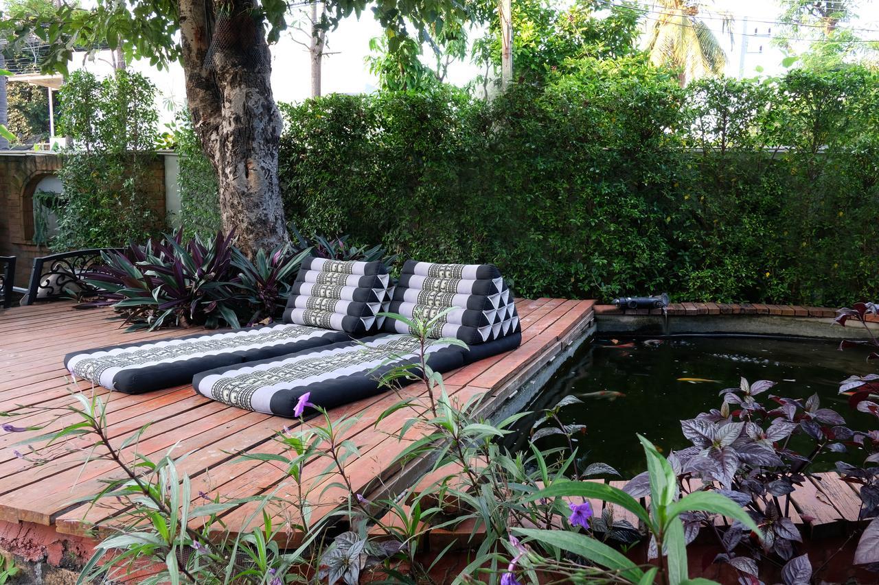 Udee Cozy Bed & Breakfast Чиангмай Екстериор снимка