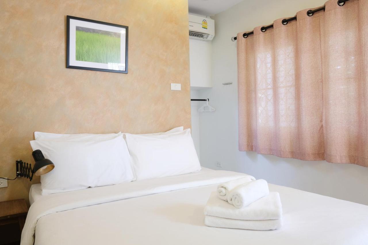 Udee Cozy Bed & Breakfast Чиангмай Стая снимка
