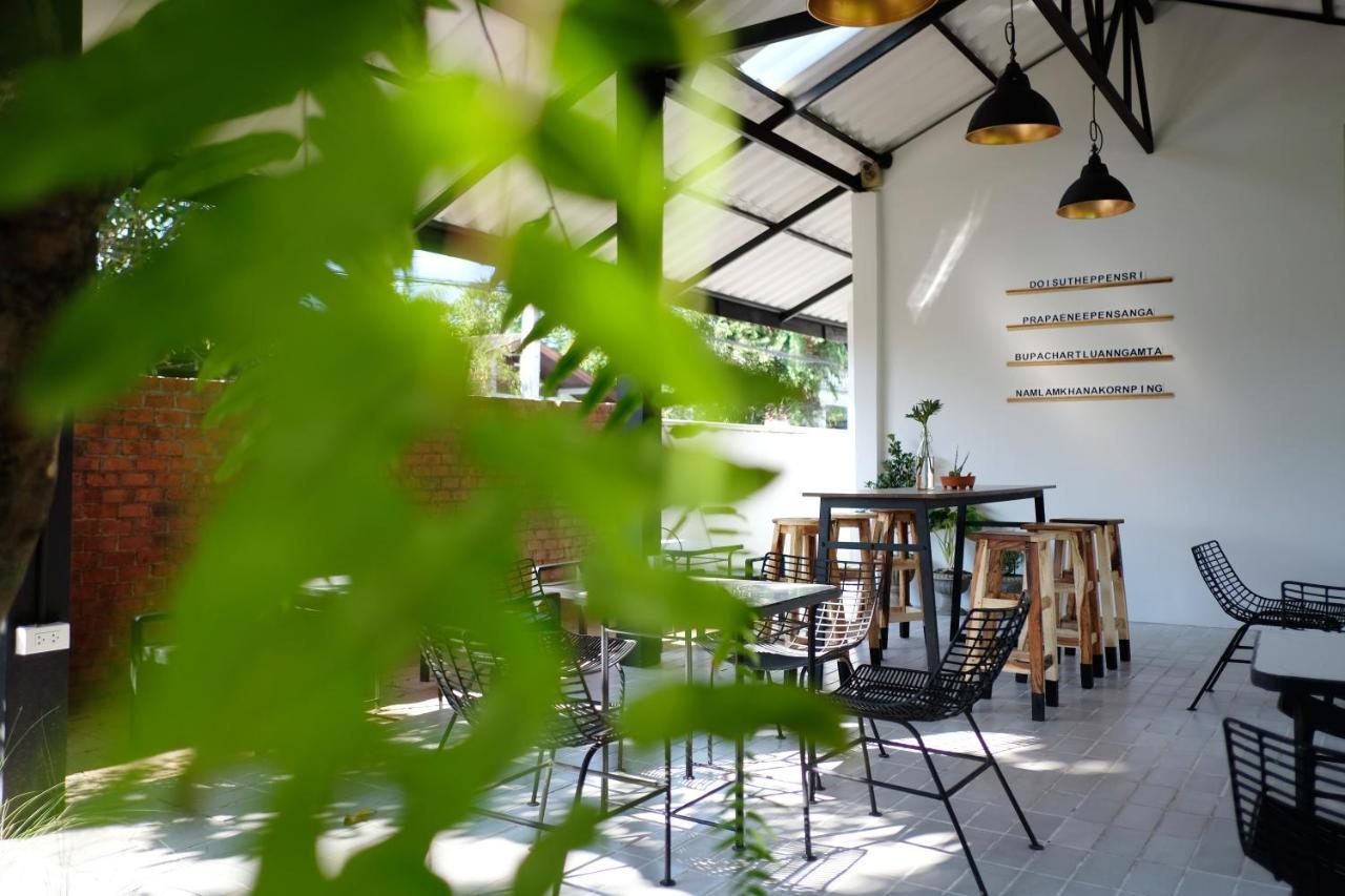 Udee Cozy Bed & Breakfast Чиангмай Екстериор снимка